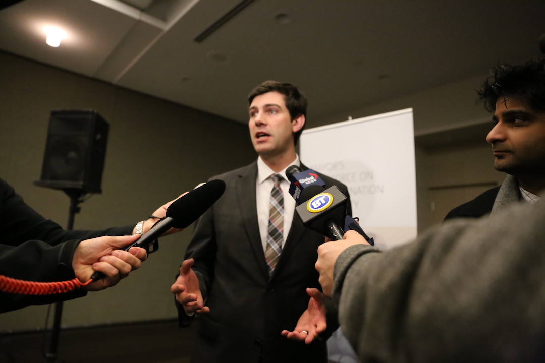 Former mayor Don Iveson addresses reporters in 2014.